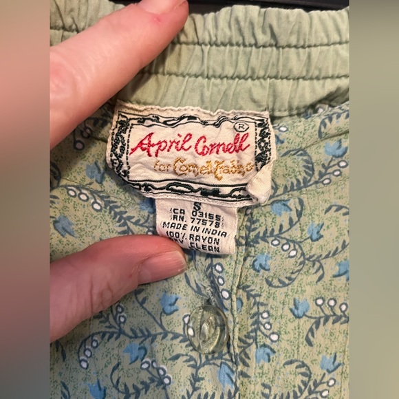 Vintage April Cornell | Green Floral Button Down Skirt - Picture 7 of 9